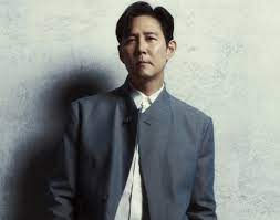 7 Lee Jung Jae Merch Picks That Define His On-Screen Style