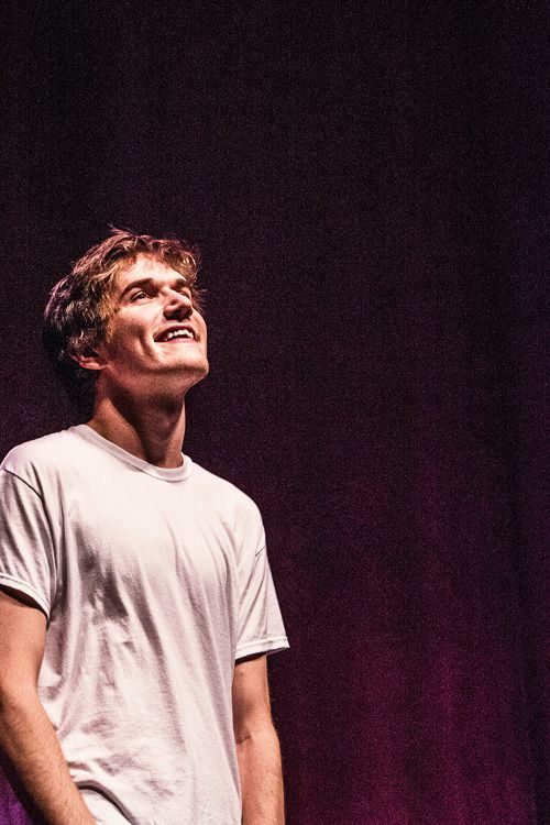 Bo Burnham Shop Secrets: Inside the Comedian's Must‑Have Gear