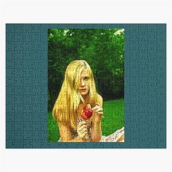 Kirsten Dunst in The Virgin Suicides