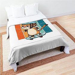 Kittie on a skateboard Comforter