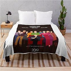 Knives Out Minimalist Poster Throw Blanket