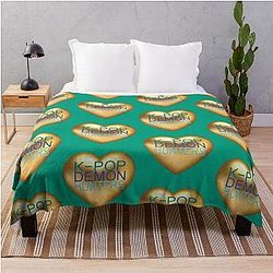 Kpop Demon Hunters Golden Heart Art KDH Aesthetic Fan Design Throw Blanket