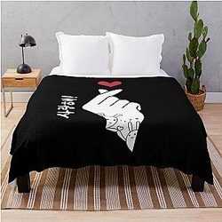 K-pop Fingerheart Saranghae Throw Blanket
