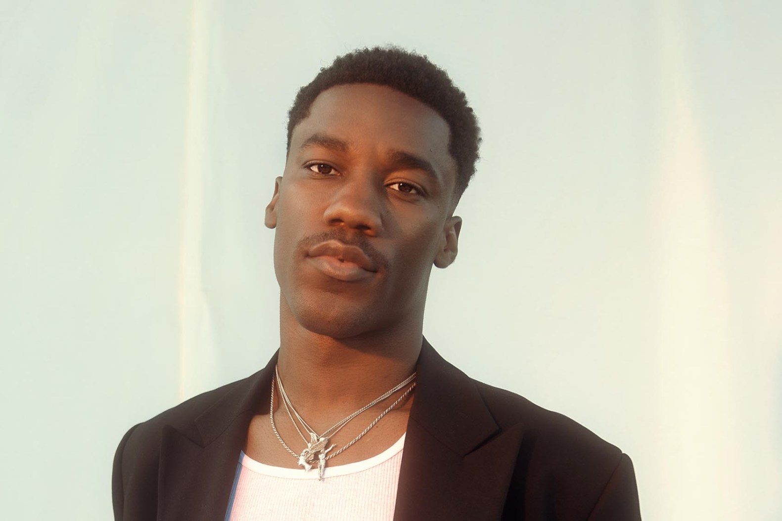 Giveon Merch: Official Merchandise to Celebrate the Soulful Singer