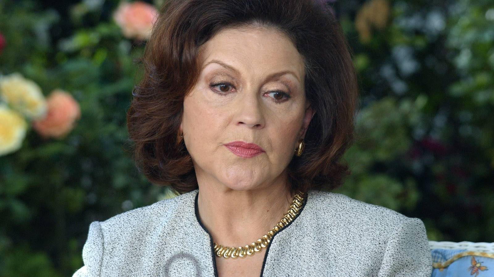 Emily Gilmore Official Shop: Kelly Bishop’s Actress Picks