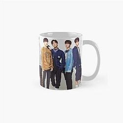 stray kids kpop Classic Mug
