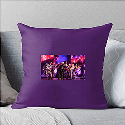 Crowd Voting Kpopped Pillows Cover
