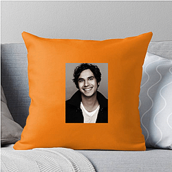Kunal Nayyar Unforgettable Roles Kunal Nayyar Pillows Cover
