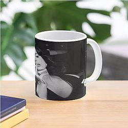 Ultraviolence Rey Mug 프리미엄 머치 스토어