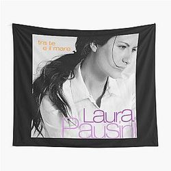 Laura Pausini tra il mare