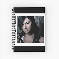 Laura Pausini resta in ascolto notebook
