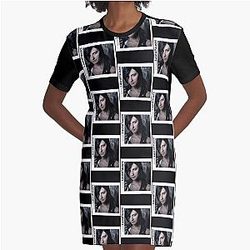 Laura Pausini resta ascolto Green T Shirt Dress