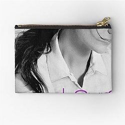 Laura Pausini tra te e il mare Zipper Pouch 

becomes: 

Laura Pausini Tra Te e Il Mare Zipper Pouch