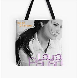 Laura Pausini tra il mare