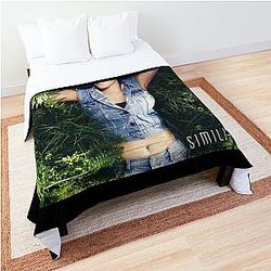 Laura Pausini Comforter