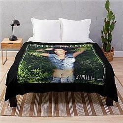 Laura Pausini Throw Blanket