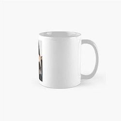 Lauren Jauregui's red carpet look in a classic mug.