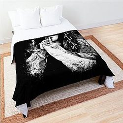 Lauren Jauregui Black and White Classic Comforter