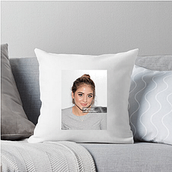 Gen Z Personality Lauren Giraldo Pillows Cover