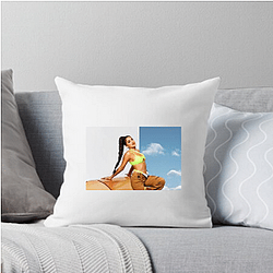 Influencer Pioneer Lauren Giraldo Pillows Cover