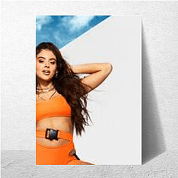 Digital Trendsetter Lauren Giraldo Posters