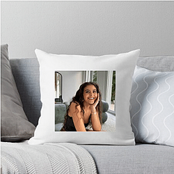 Social Media Star Lauren Giraldo Pillows Cover