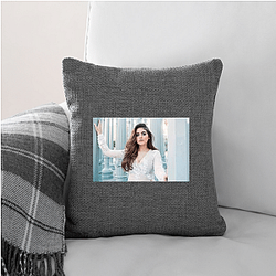 Music and Media Talent Lauren Giraldo Pillows Cover