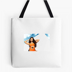 Digital Trendsetter Lauren Giraldo Bags