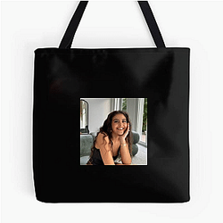 Social Media Star Lauren Giraldo Bags