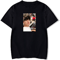 Lee David has received critical acclaim for his acting Lee David T-Shirts