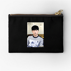 Lee David has appeared in several TV series Lee David Zipper Pouches