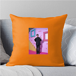 Lee David appeared in the film Poetry Lee David Pillows Cover