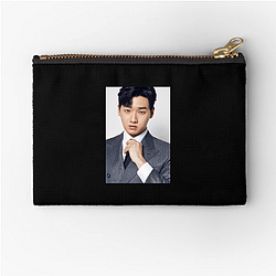 Lee David is known for his versatile roles Lee David Zipper Pouches