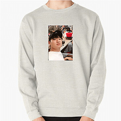 Lee David has received critical acclaim for his acting Lee David Sweatshirts