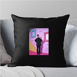 Lee David appeared in the film Poetry Lee David Pillows Cover