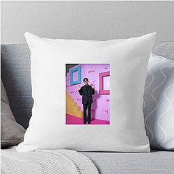 Lee David appeared in the film Poetry Lee David Pillows Cover