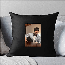 Lee David is known for his strong supporting roles Lee David Pillows Cover