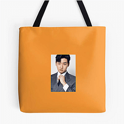 Lee David is known for his versatile roles Lee David Bags