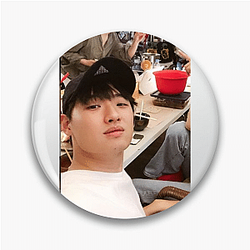 Lee David has received critical acclaim for his acting Lee David Pins