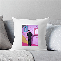 Lee David appeared in the film Poetry Lee David Pillows Cover