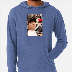 Lee David has received critical acclaim for his acting Lee David Hoodies