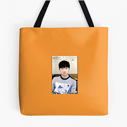 Lee David has appeared in several TV series Lee David Bags