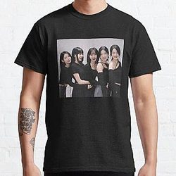 LE SSERAFIM   Classic T-Shirt