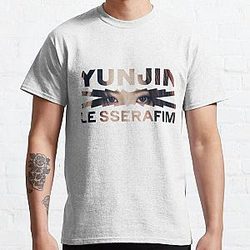 Yunjin LE SSERAFIM Name Overlay Classic T-Shirt