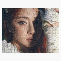 LE SSERAFIM YUNJIN - EASY  Jigsaw Puzzle