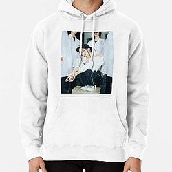 LE SSERAFIM KAZUHA - EASY  Pullover Hoodie