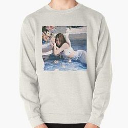LE SSERAFIM YUNJIN Pullover Sweatshirt
