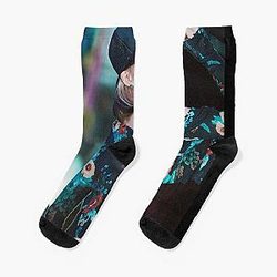 Le Sserafim Chaewon: Antifragile Socks