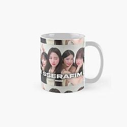 LE SSERAFIM group sticker  Classic Mug
