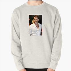 Liam Hemsworth will star in the TV series The Witcher Liam Hemsworth Sweatshirts